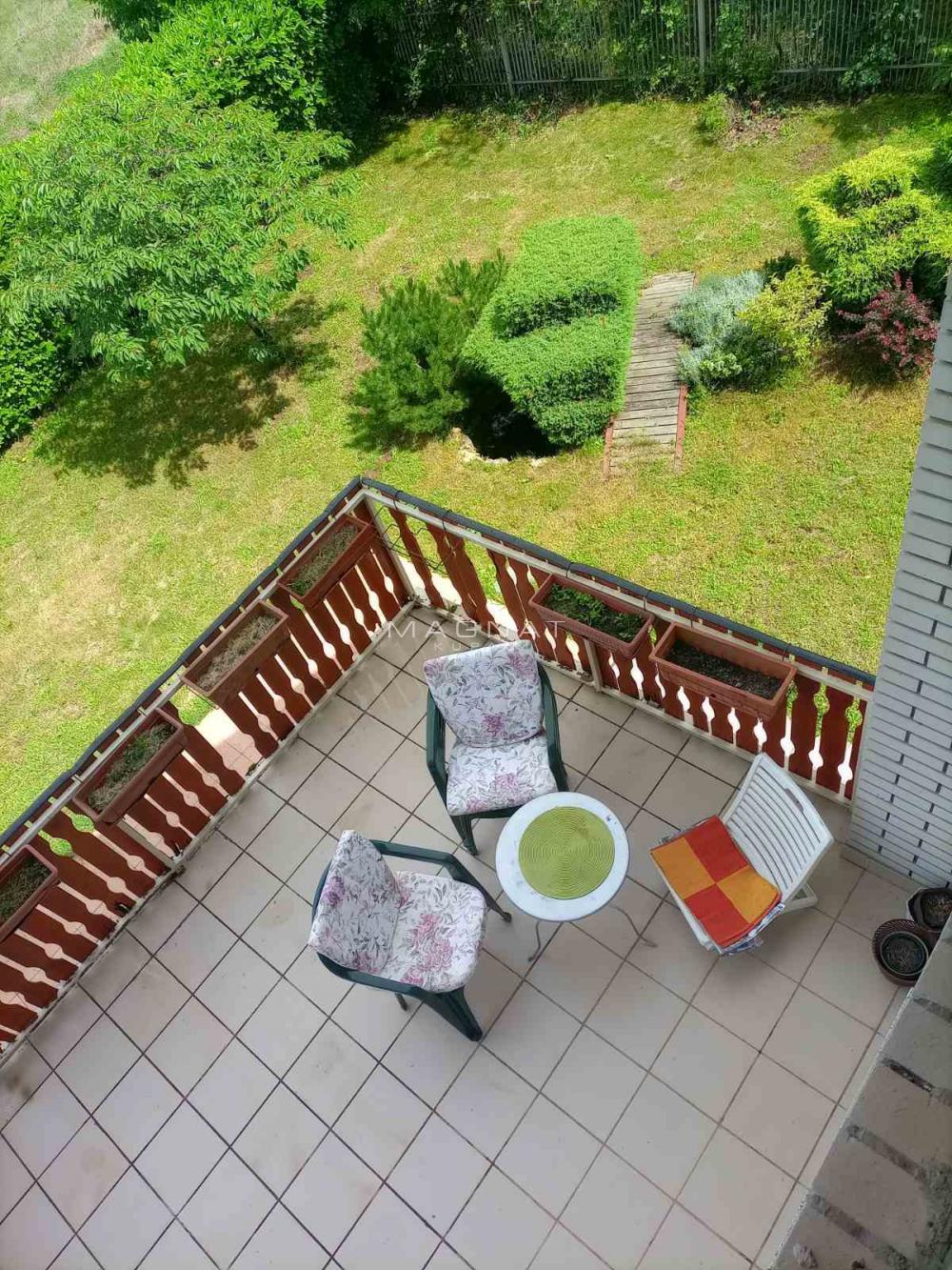 Slika 1 - Porodice Zastavniković, Kuća na prodaju, 400m2, 315.000€