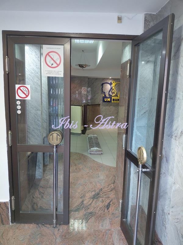 Slika 1 - Kostolačka,  Lokal za izdavanje, 88m2, 390€
