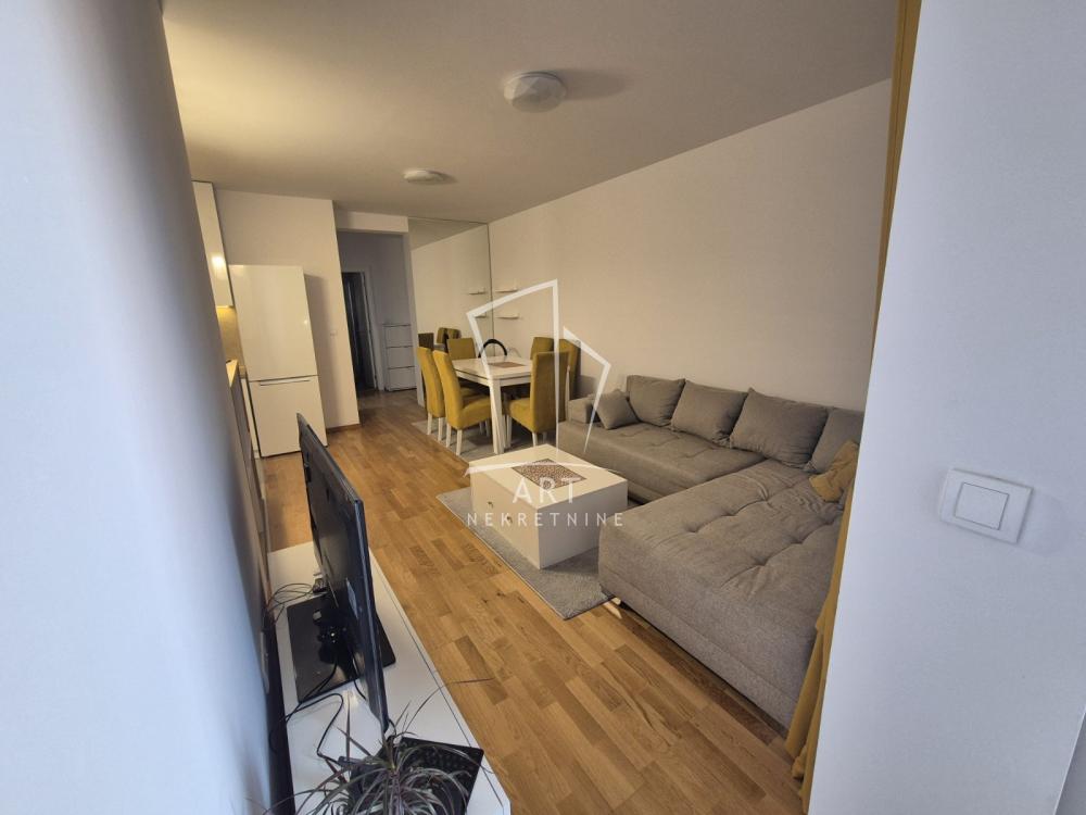 Slika 2 - Vojvode Blažete, Trosoban stan za izdavanje, 52m2, 750€