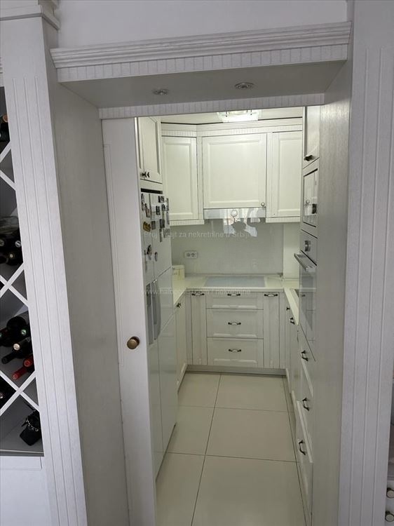 Slika 9 - Dusana Jovanovica,  Stan na prodaju, 104m2, 395.000€