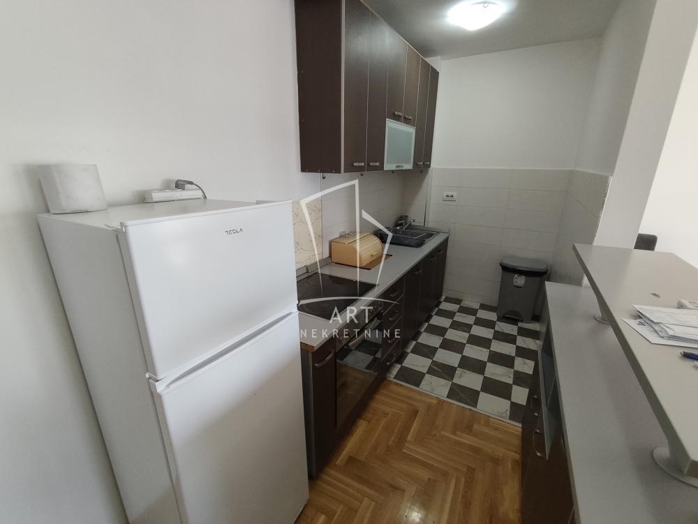 Slika 7 - Gusinjska, Trosoban stan za izdavanje, 61m2, 650€
