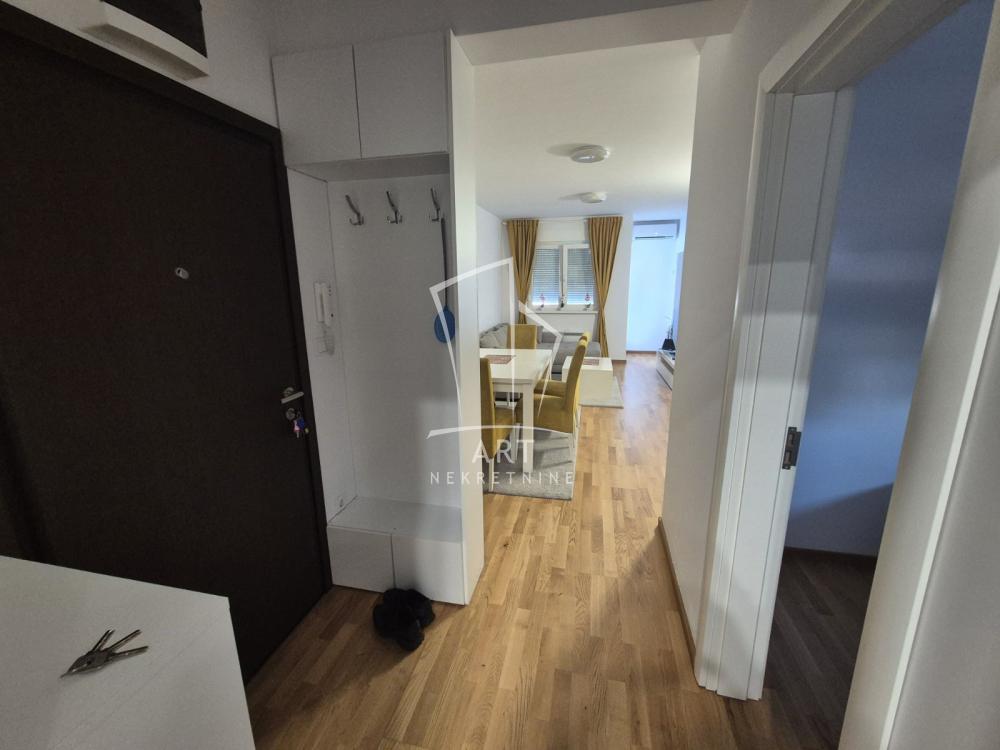 Slika 6 - Vojvode Blažete, Trosoban stan za izdavanje, 52m2, 750€