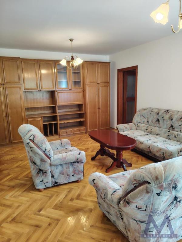 Slika 1 - Trosoban stan za izdavanje, 650€