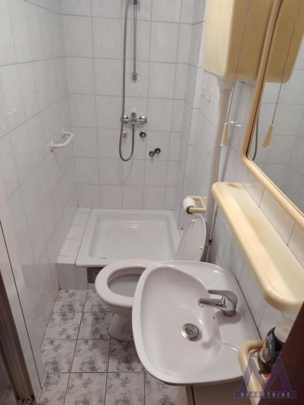 Slika 8 - Trosoban stan za izdavanje, 650€