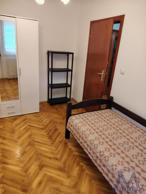 Slika 11 - Trosoban stan za izdavanje, 650€