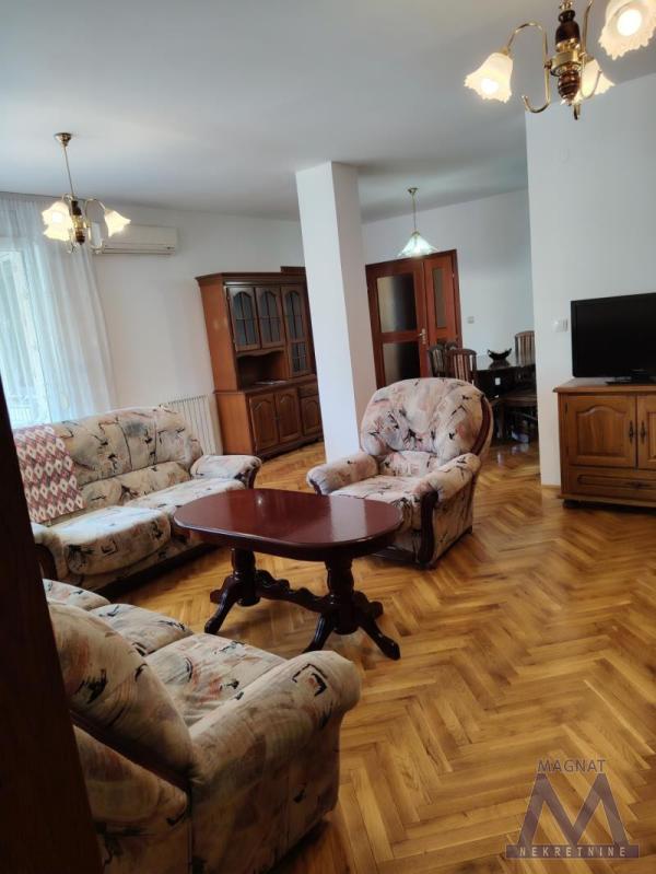 Slika 2 - Trosoban stan za izdavanje, 650€
