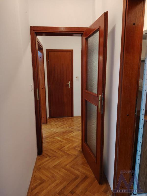 Slika 7 - Trosoban stan za izdavanje, 650€