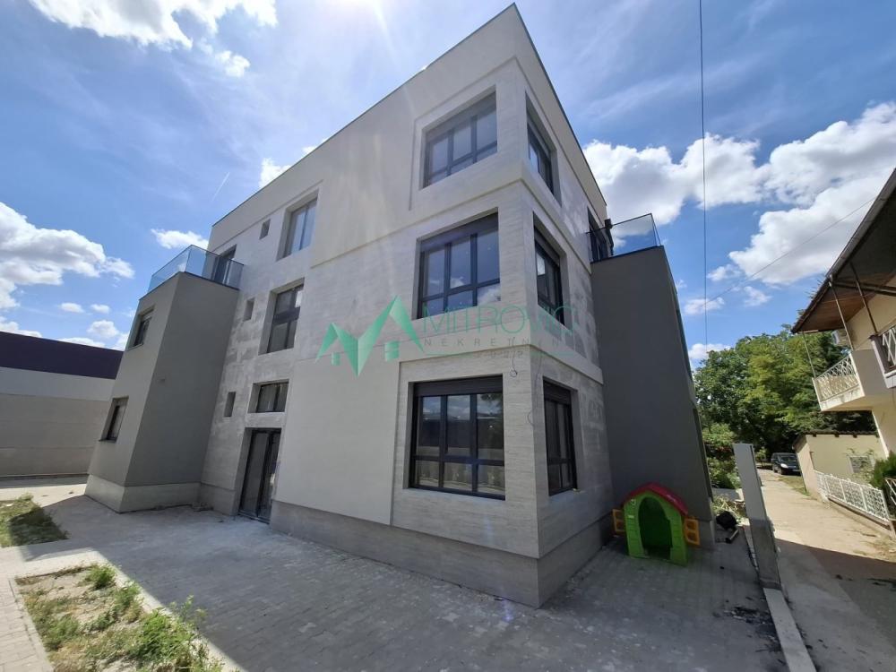 Slika 2 -  Stan na prodaju, 330m2, 566.500€
