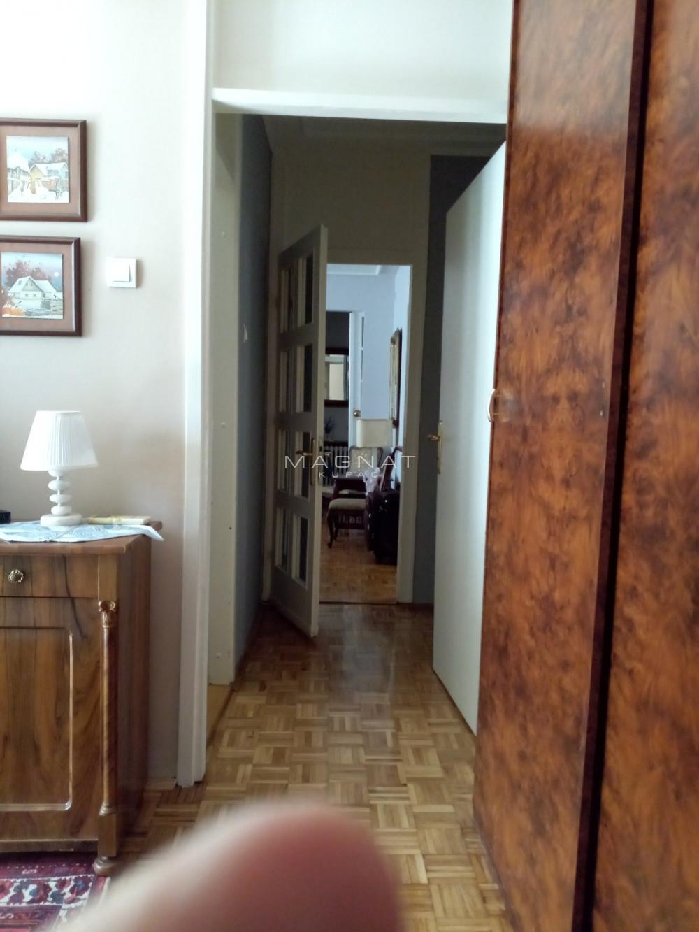 Slika 10 - Crnotravska, Trosoban stan na prodaju, 78m2, 215.000€