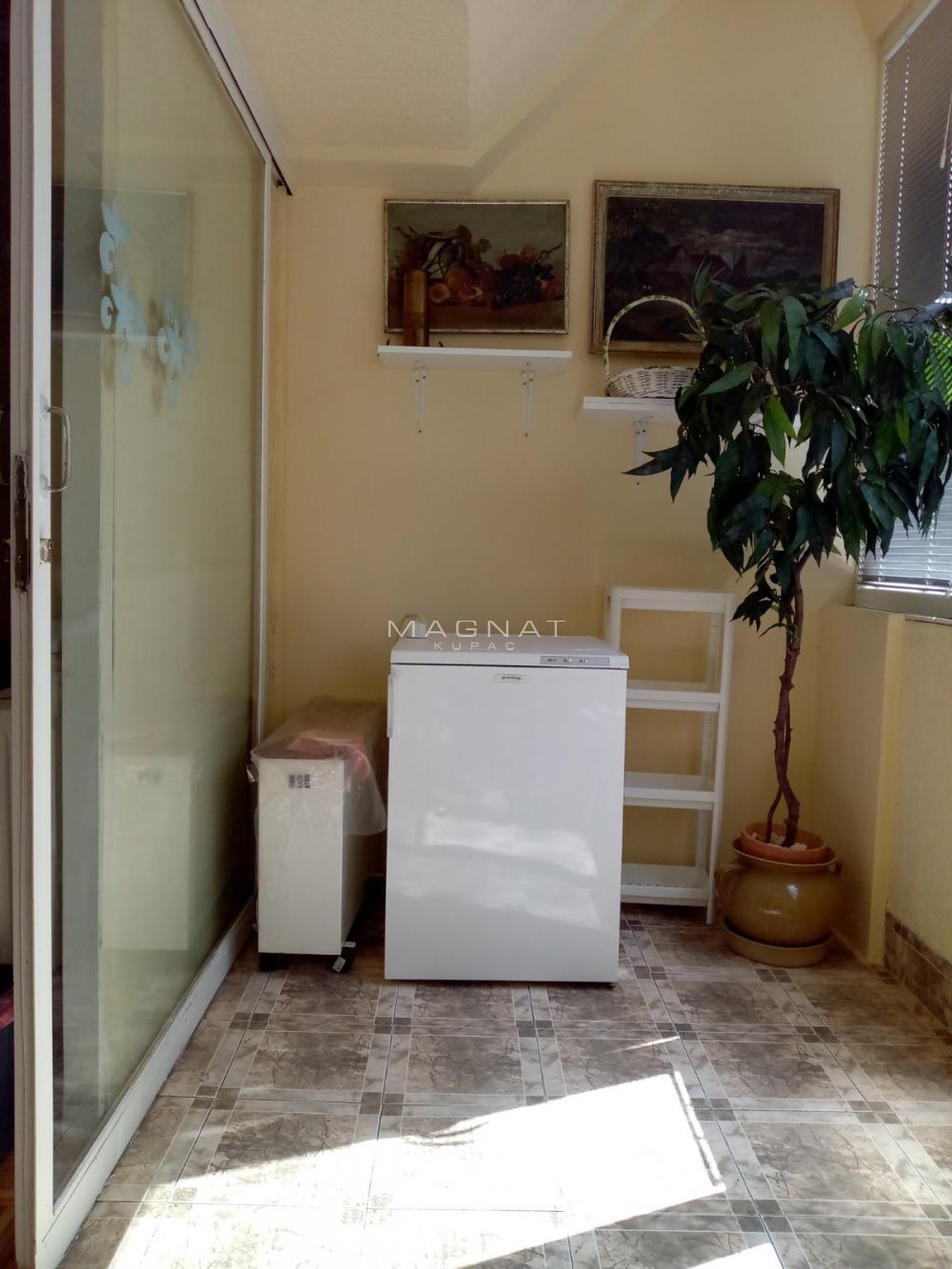 Slika 3 - Crnotravska, Trosoban stan na prodaju, 78m2, 215.000€