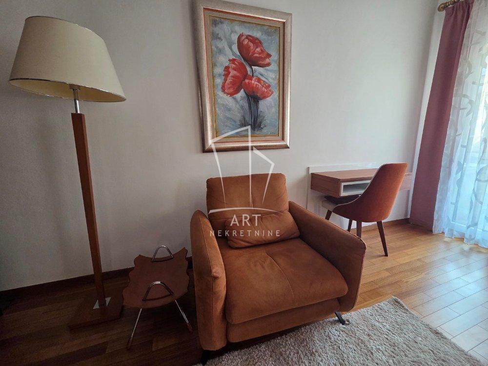 Slika 2 - Beogradska, Dvosoban stan za izdavanje, 64m2, 750€