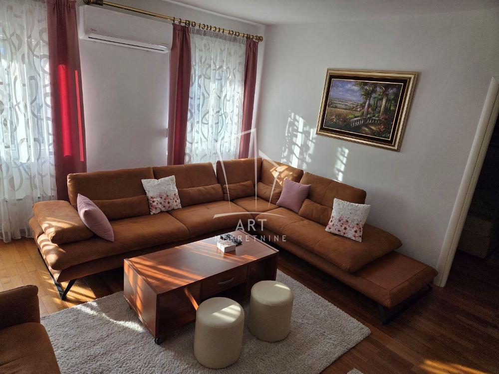 Slika 1 - Beogradska, Dvosoban stan za izdavanje, 64m2, 750€