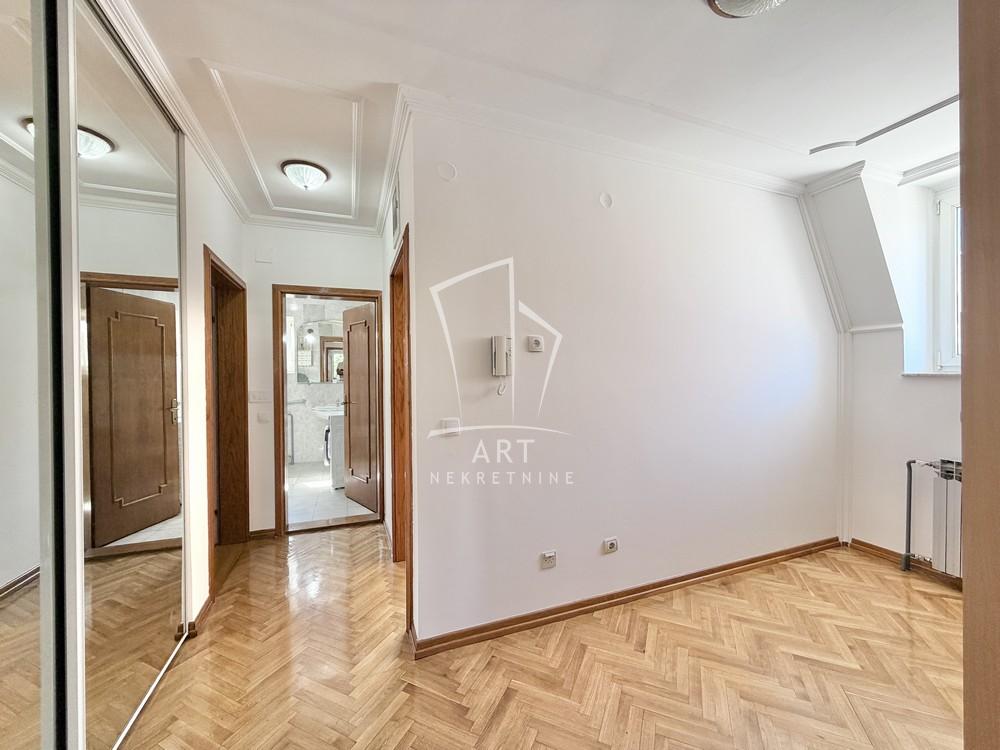 Slika 10 - Sanje Živanovića,  Lokal za izdavanje, 225m2, 1.700€