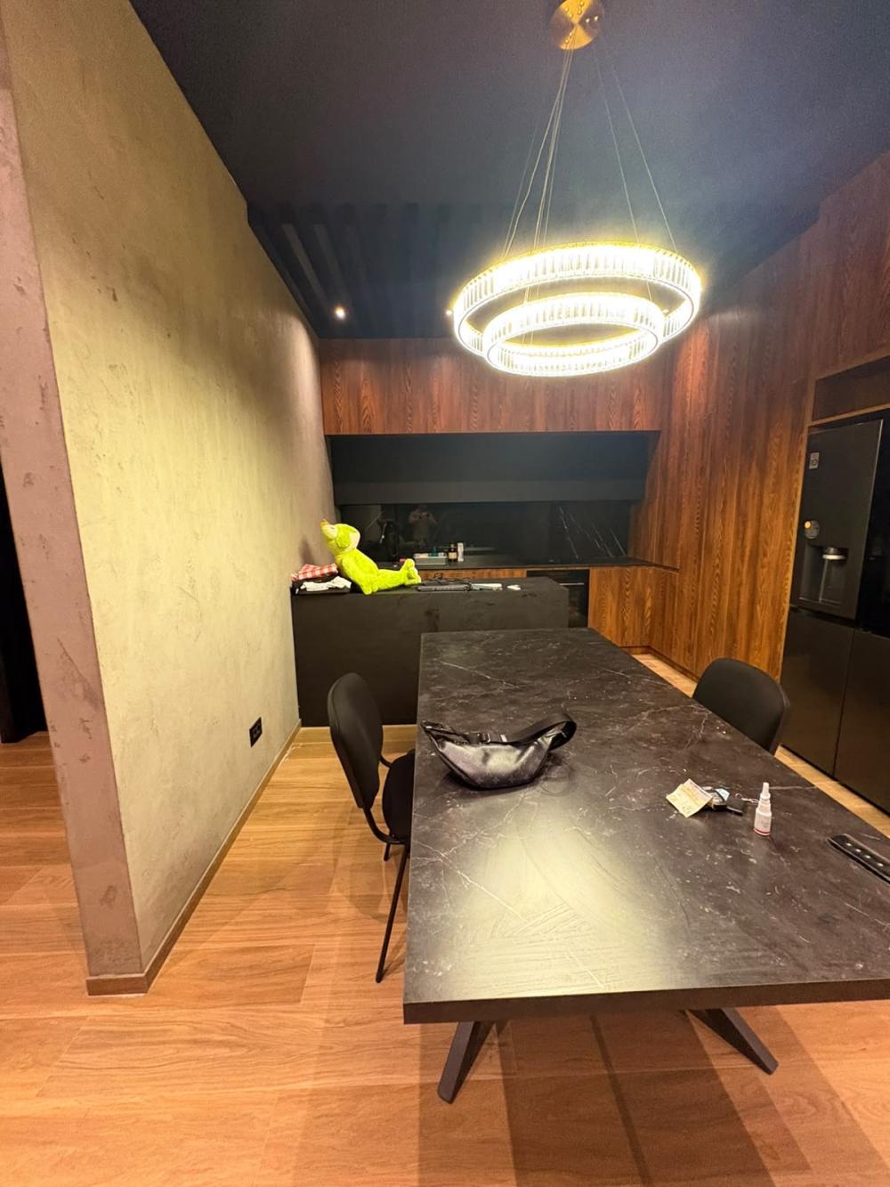 Slika 8 - Kosmajska,  Kuća za izdavanje, 220m2, 3.000€