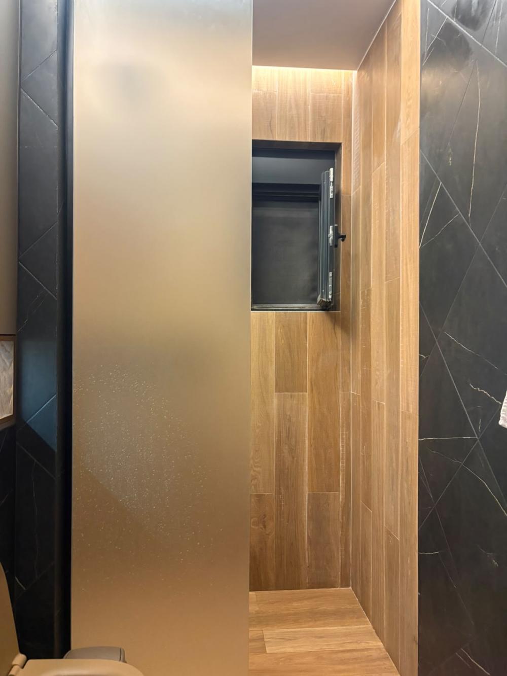 Slika 11 - Kosmajska,  Kuća za izdavanje, 220m2, 3.000€