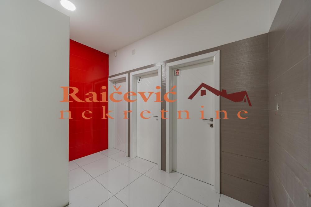 Slika 4 - Terazije,  Lokal za izdavanje, 179m2, 4.900€