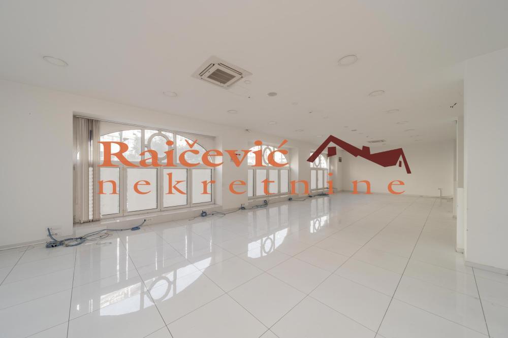 Glavna slika -Terazije,  Lokal za izdavanje, 179m2, 4.900€