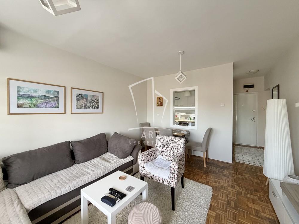 Slika 1 - Mrakovička, Dvoiposoban stan na prodaju, 49m2, 139.900€