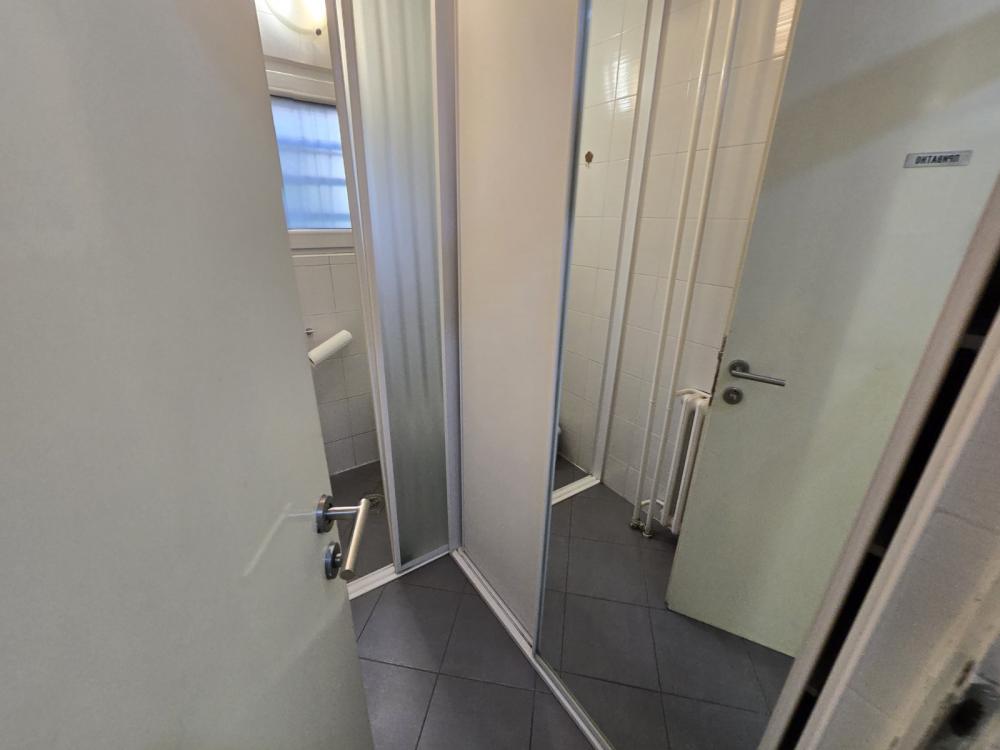 Slika 5 - Bulevar Zorana Đinđića,  Lokal za izdavanje, 82m2, 900€