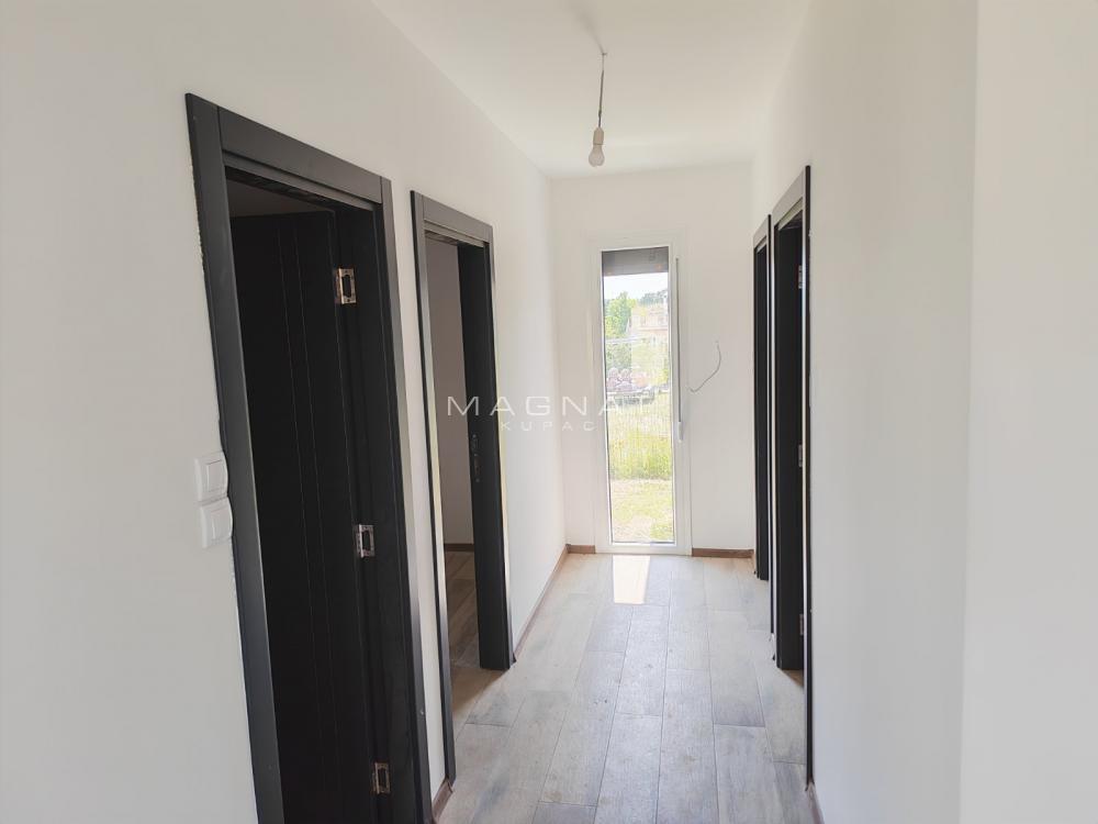 Slika 1 -  Kuća na prodaju, 124m2, 225.000€