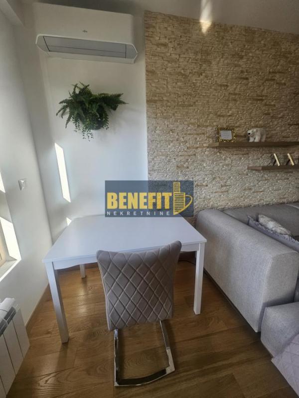 Slika 4 - Dvosoban stan za izdavanje, 54m2, 850€