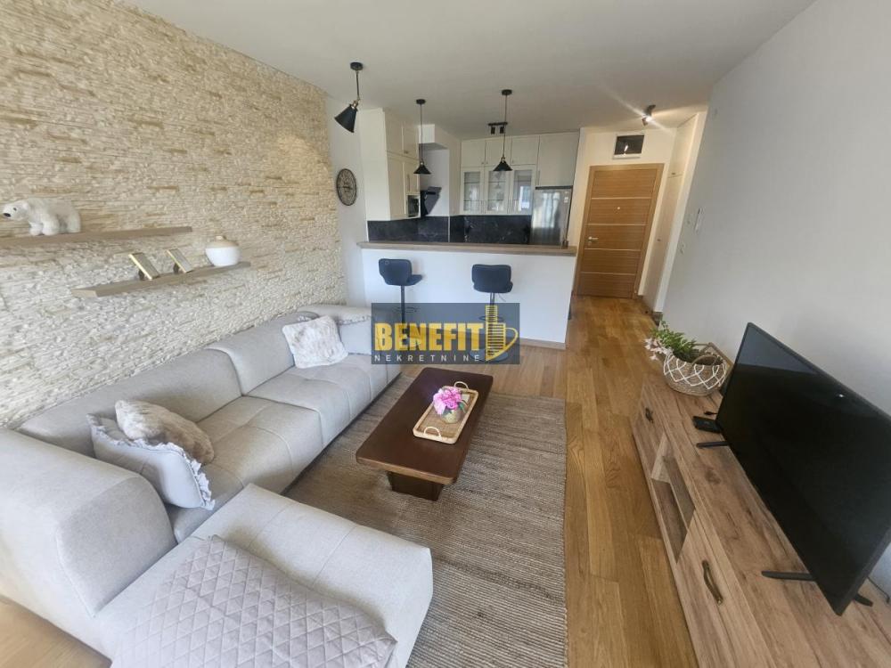 Slika 2 - Dvosoban stan za izdavanje, 54m2, 850€