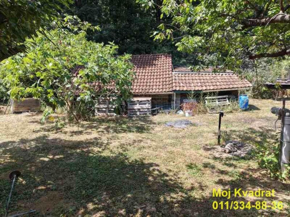 Slika 9 -  Plac na prodaju, Rakovica, Miljakovac 3, 480.000€