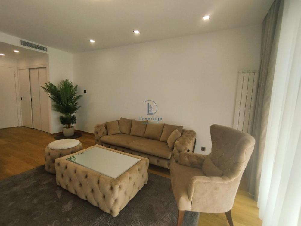 Slika 1 - Dvoiposoban stan za izdavanje, 74m2, 1.900€