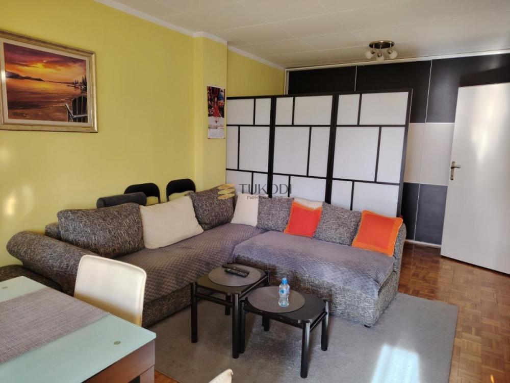 Slika 1 - Dvosoban stan za izdavanje, 50m2, 500€