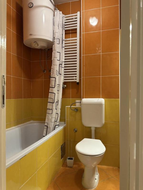 Slika 8 - Dvosoban stan za izdavanje, 50m2, 550€