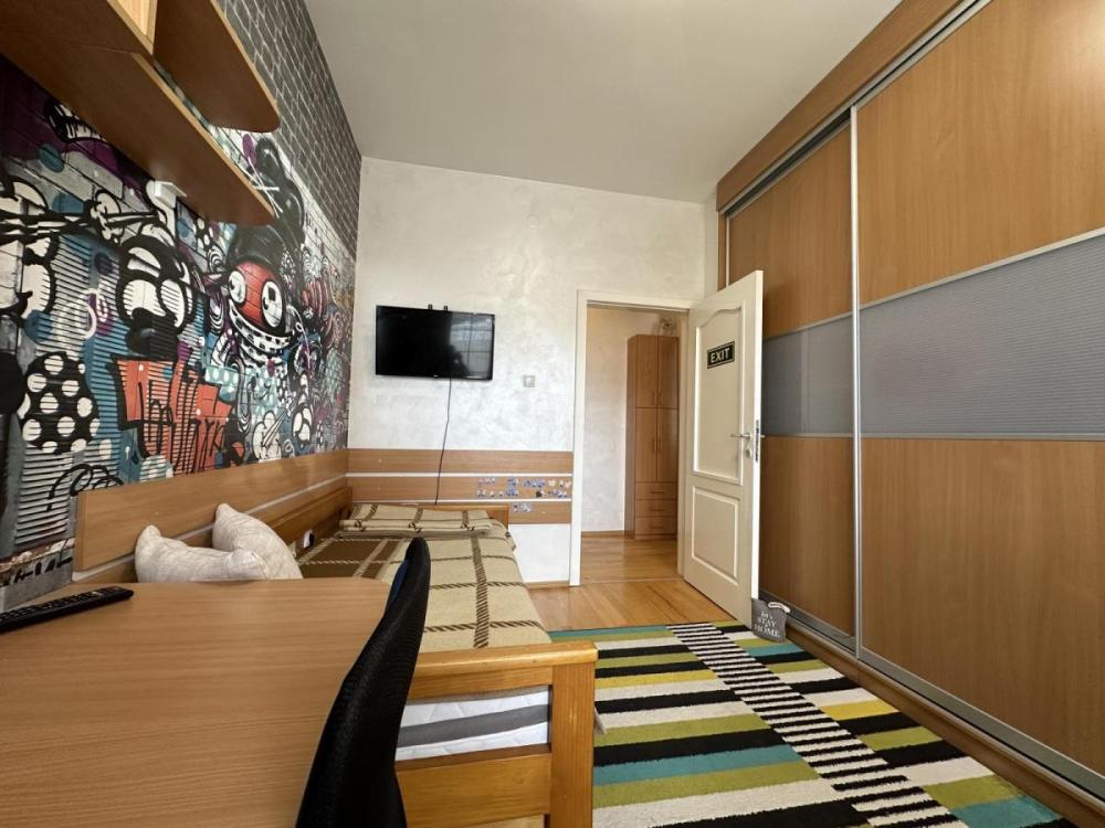 Slika 5 - Dvosoban stan za izdavanje, 50m2, 550€