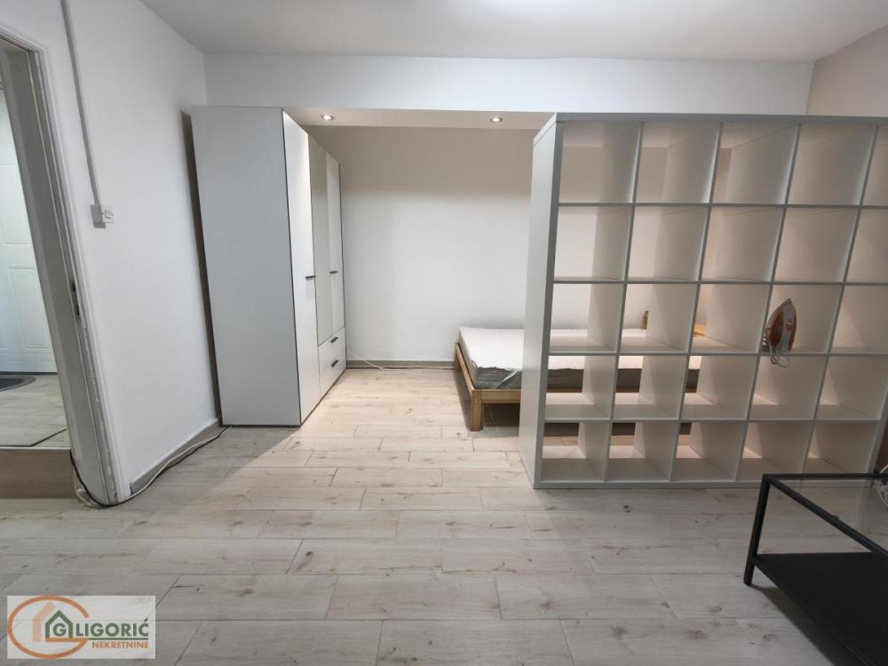 Slika 8 - Ivana Sarića, Jednoiposoban stan na prodaju, 40m2, 80.000€