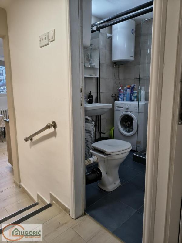 Slika 1 - Ivana Sarića, Jednoiposoban stan na prodaju, 40m2, 80.000€