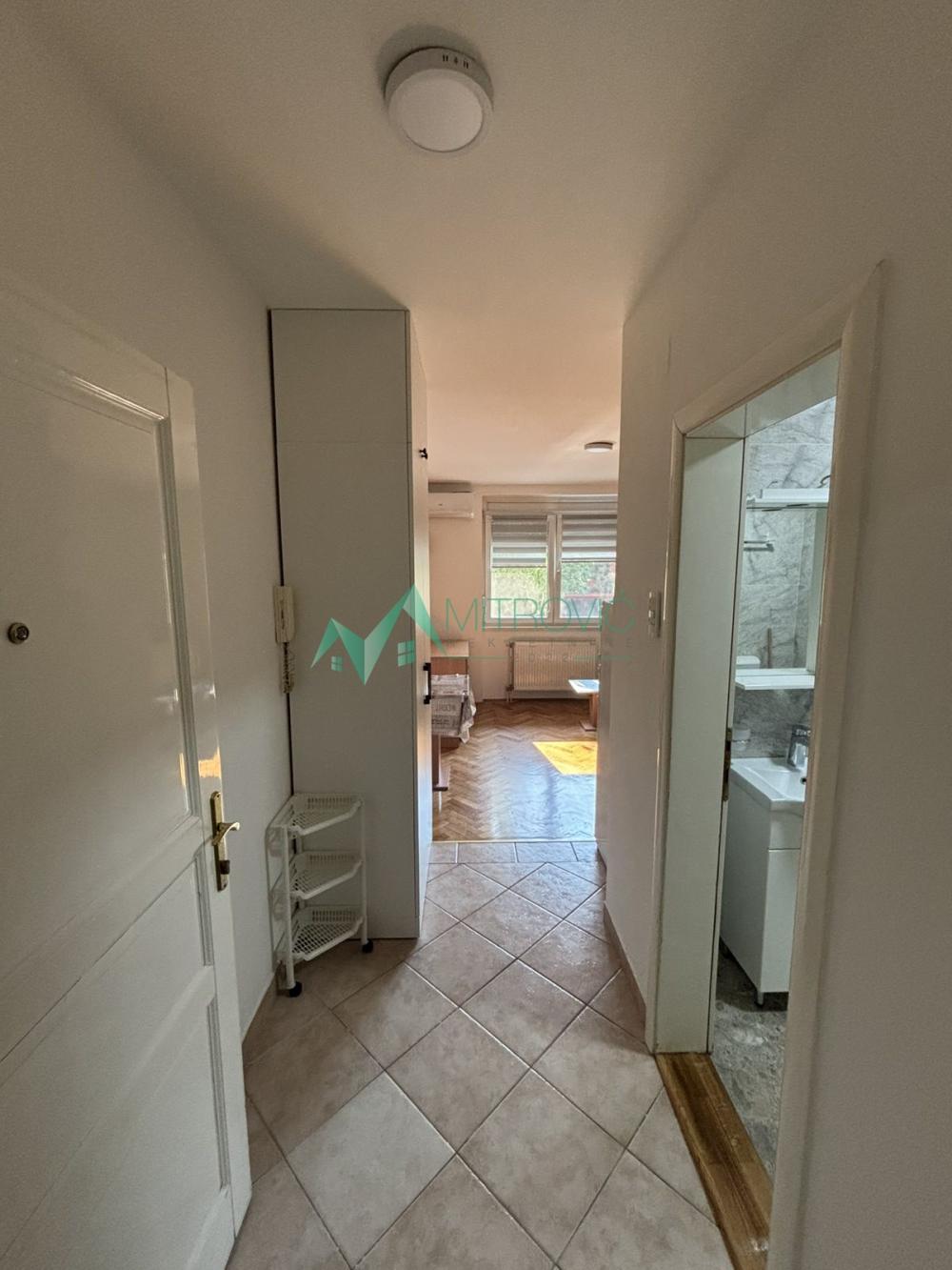 Slika 4 -  Stan za izdavanje, 21m2, 280€