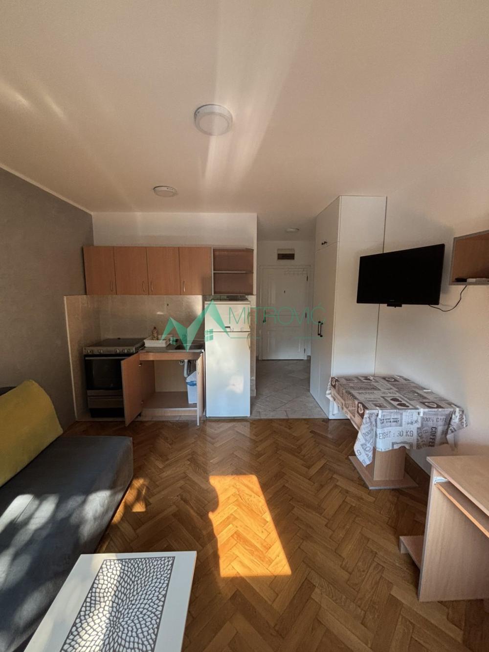 Slika 2 -  Stan za izdavanje, 21m2, 280€