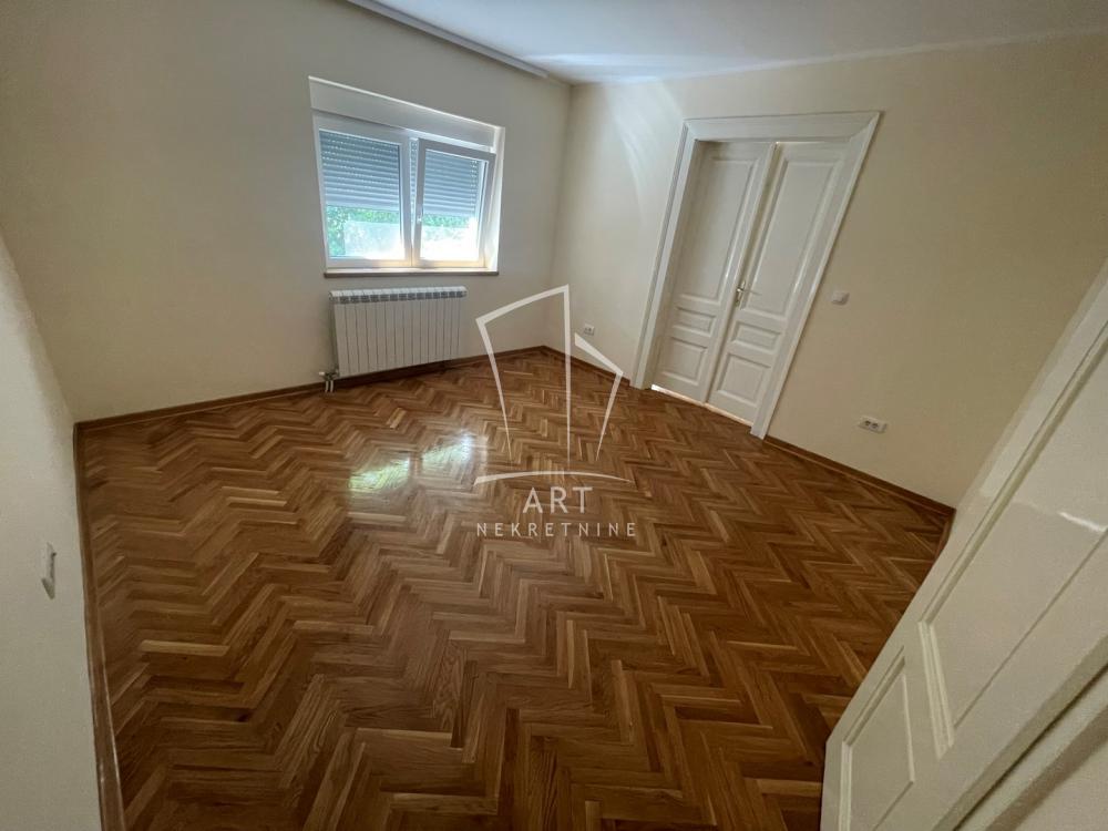 Slika 1 - Rajka Mitića, Dvosoban stan za izdavanje, 69m2, 600€