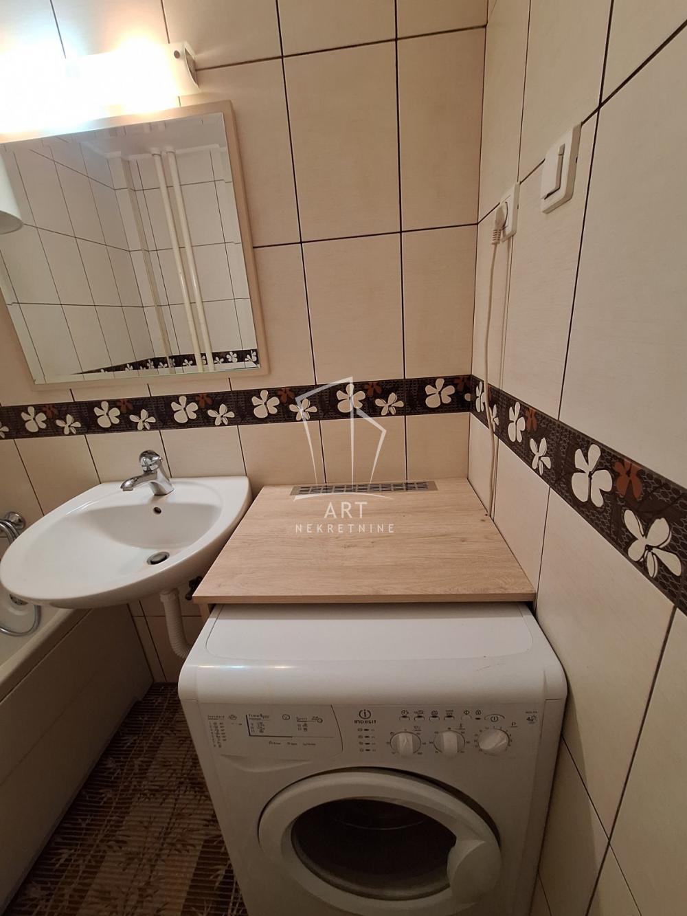 Slika 10 - Jurija Gagarina, Trosoban stan za izdavanje, 87m2, 850€