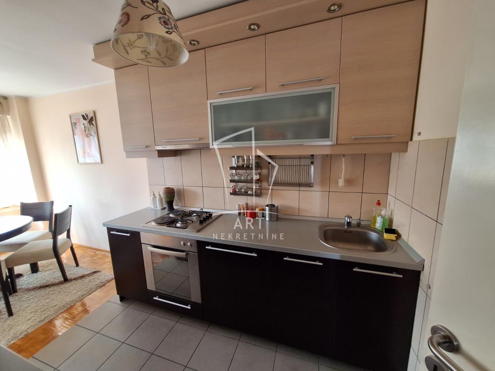Slika 3 - Jurija Gagarina, Trosoban stan za izdavanje, 87m2, 850€