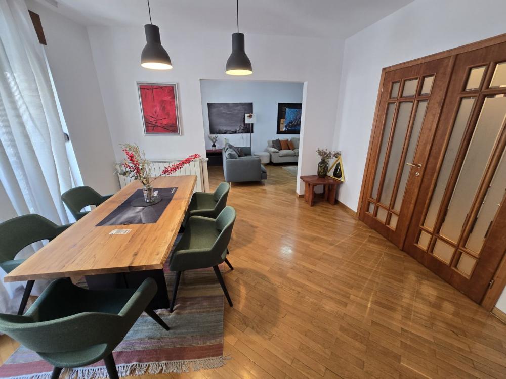 Slika 3 - Alekse Nenadovića, Trosoban stan za izdavanje, 125m2, 1.400€