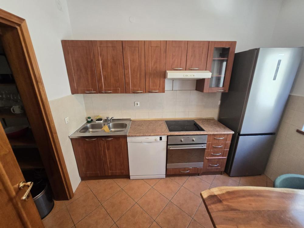 Slika 5 - Alekse Nenadovića, Trosoban stan za izdavanje, 125m2, 1.400€