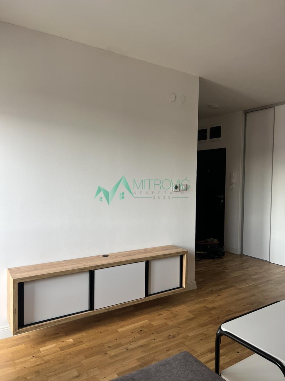 Slika 5 - Stan za izdavanje, 30m2, 350€