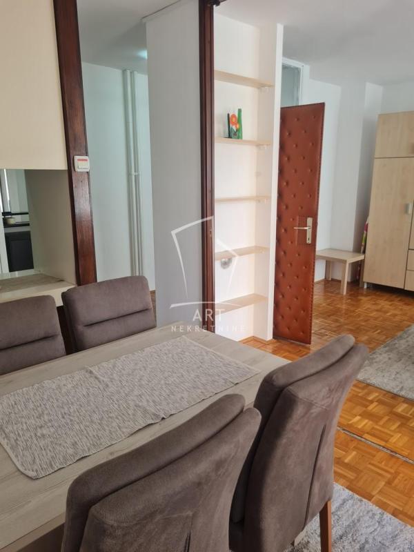 Slika 4 - Matice Srpske, Dvosoban stan za izdavanje, 50m2, 470€