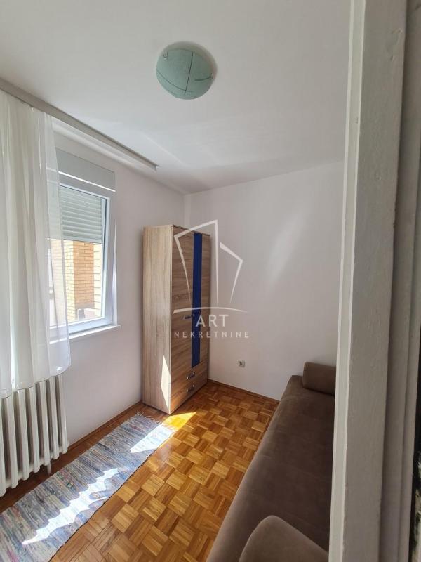 Slika 9 - Matice Srpske, Dvosoban stan za izdavanje, 50m2, 470€