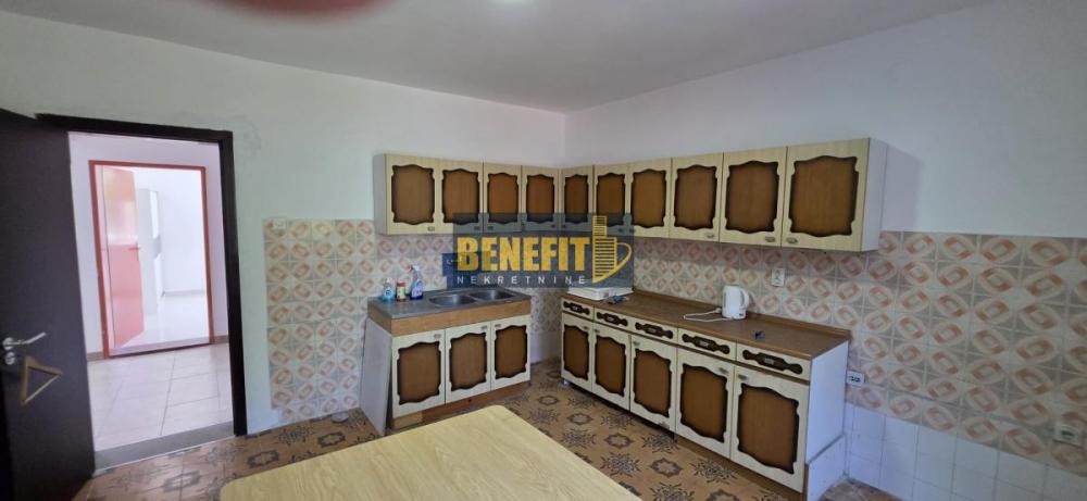 Slika 8 -  Kuća na prodaju, 200m2, 330.000€