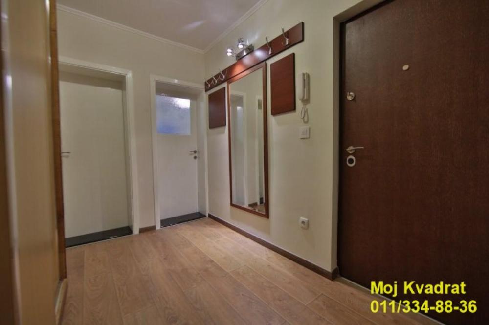 Slika 5 - Dvosoban stan za izdavanje, 65m2, 700€