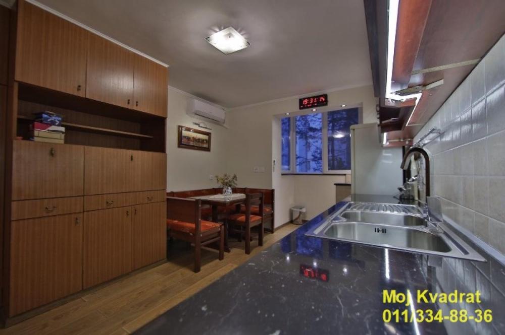 Slika 2 - Dvosoban stan za izdavanje, 65m2, 700€