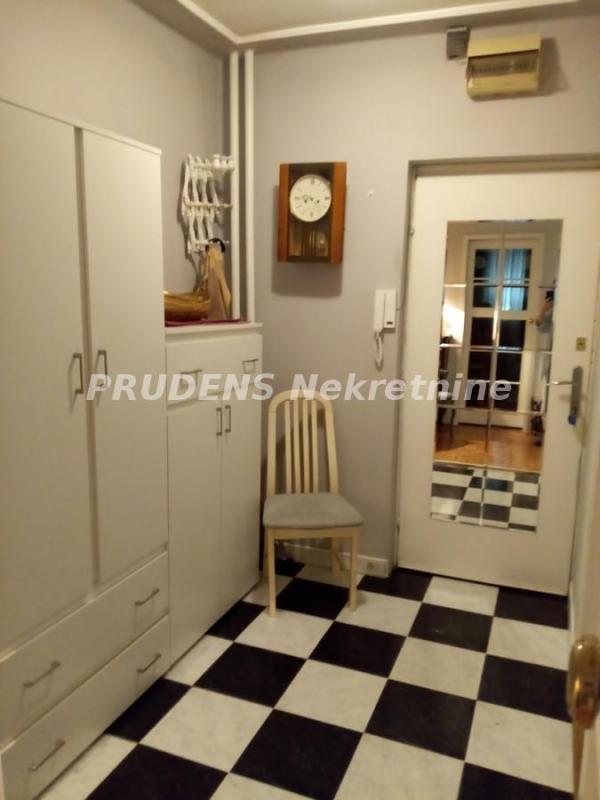 Slika 1 - Saše Simeunovića (bivša Crnotravska), Troiposoban stan na prodaju, 78m2, 215.000€