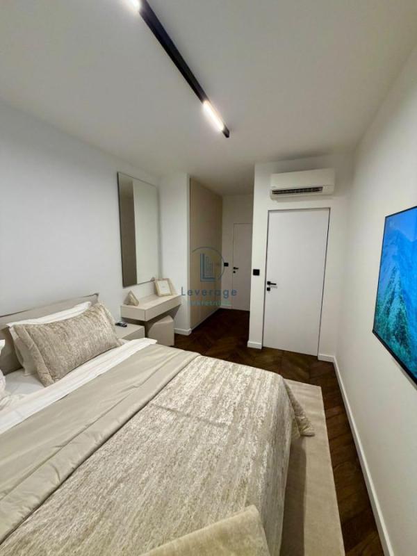 Slika 5 - Bulevar Vudroa Vilsona, Trosoban stan na prodaju, 82m2, 435.000€