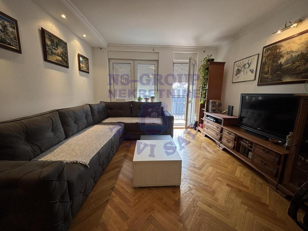 Glavna slika -Trosoban stan na prodaju, 70m2, 200.850€
