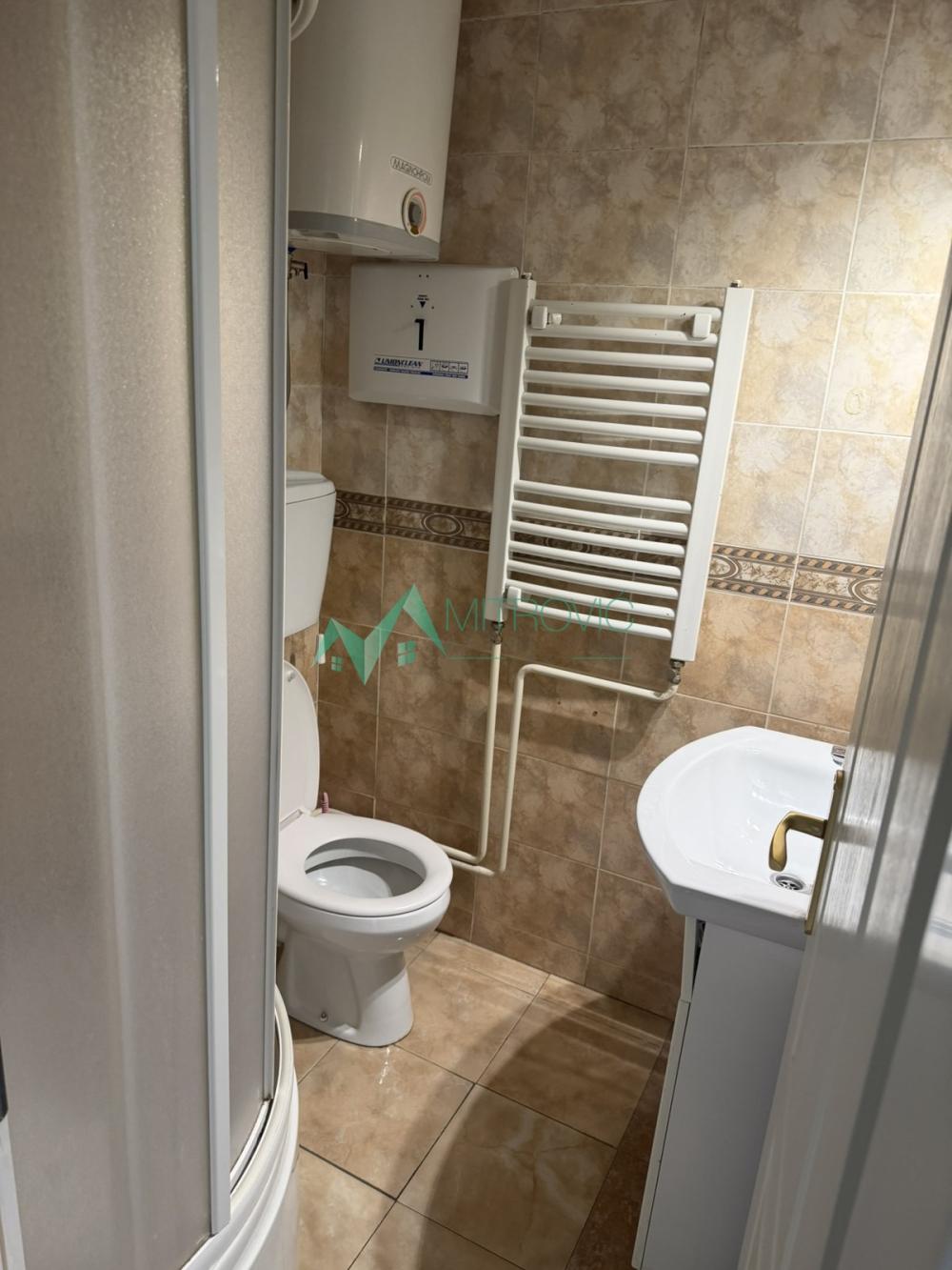 Slika 8 - Jednoiposoban stan za izdavanje, 42m2, 400€